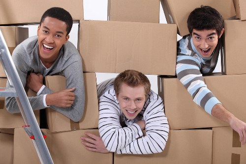 Office relocation planning for businesses in Lambeth with local moving support