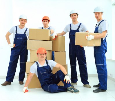 Local Lambeth moving service handling access and logistics